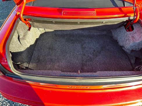 Used 1994 Oldsmobile Cutlass Supreme Convertible FWD image 29