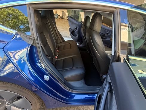 Used 2020 Tesla Model 3 Long Range image 9