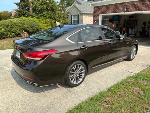 Used 2015 Hyundai Genesis 3.8 w/ Option Group 03 RWD image 12