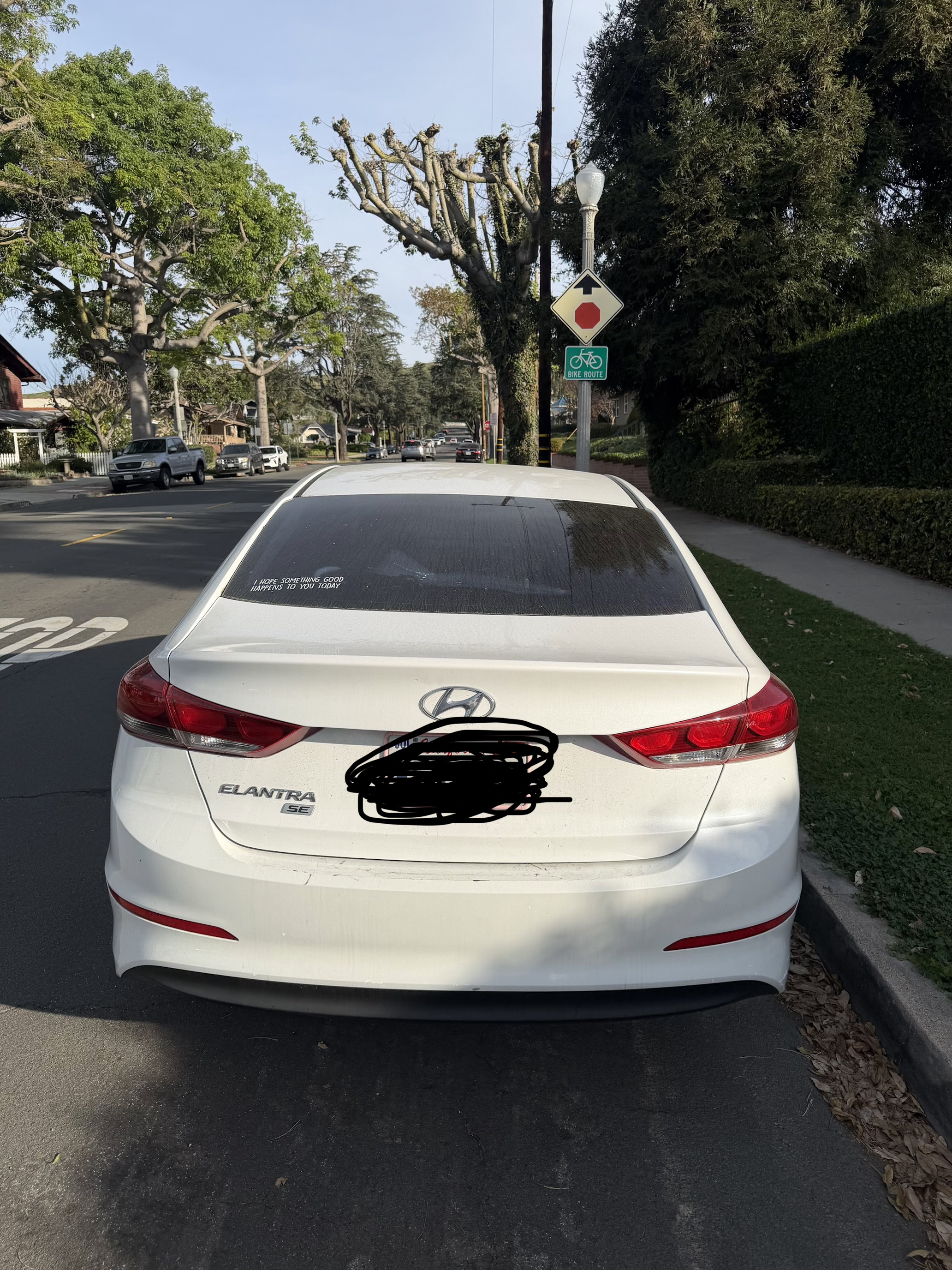 Used 2018 Hyundai Elantra SE FWD image 2