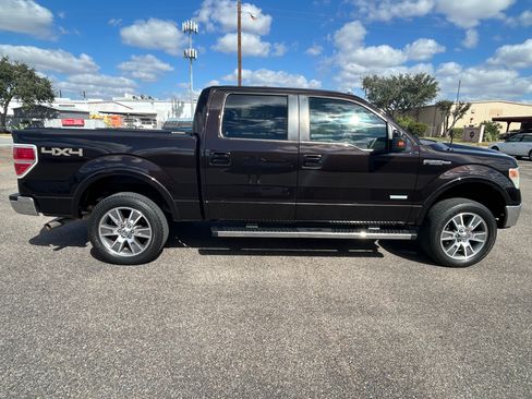 Used 2014 Ford F150 Lariat w/ Equipment Group 502A Luxury image 8