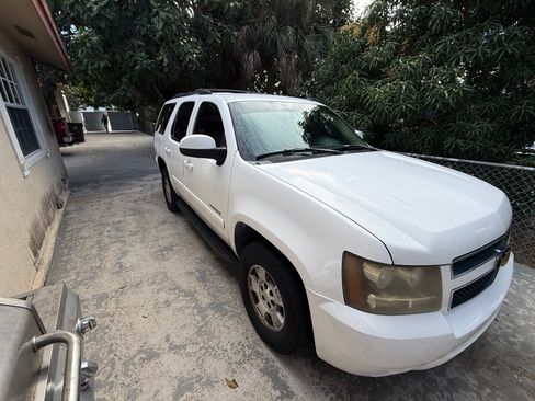 Used 2007 Chevrolet Tahoe LT w/ LT Preferred Equipment Group image 4