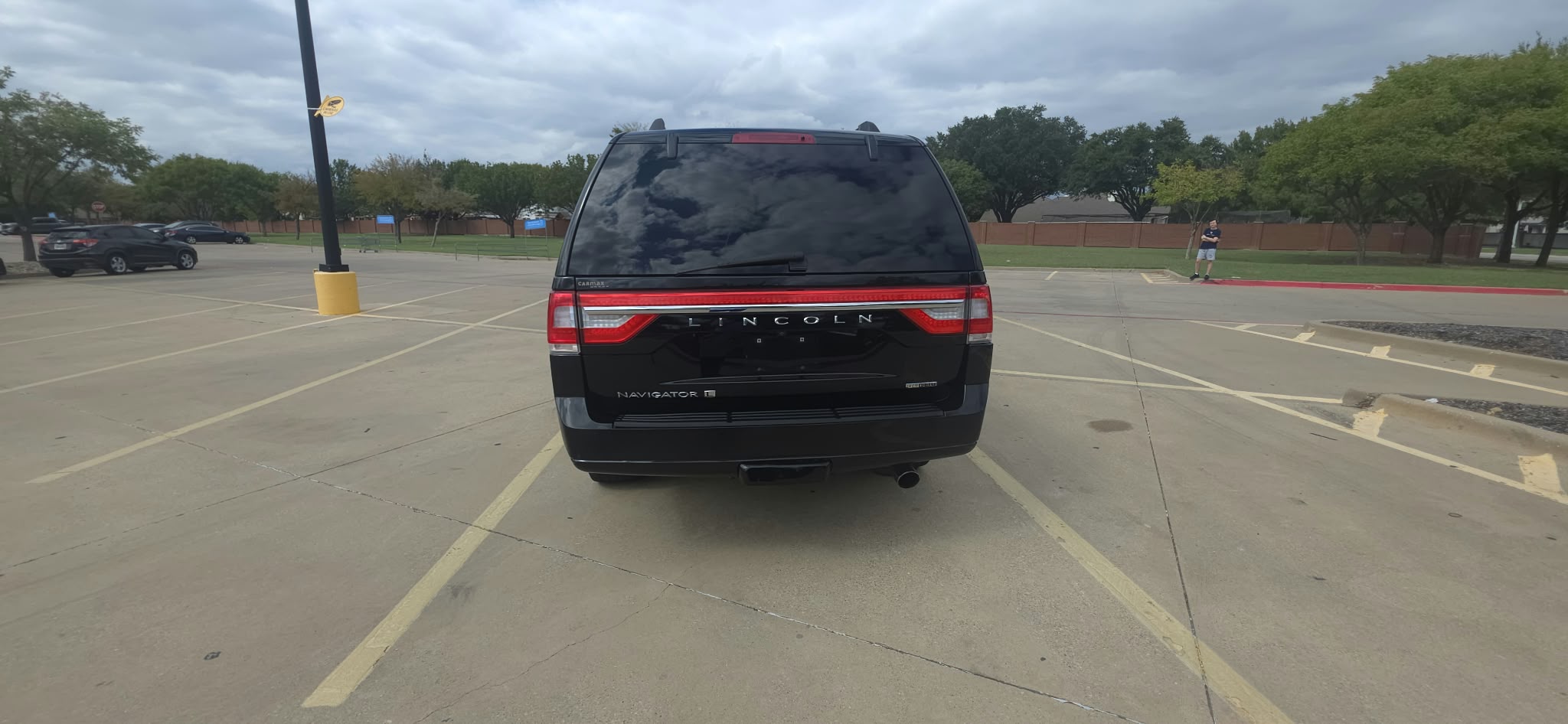 Used 2016 Lincoln Navigator L Select AWD/4WD image 15