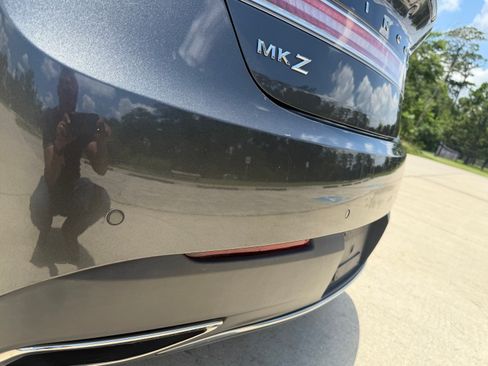 Used 2017 Lincoln MKZ Premiere FWD image 10