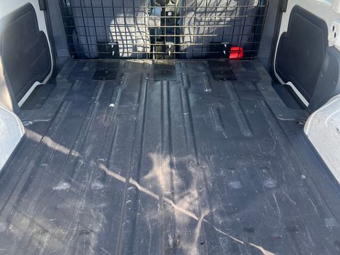 Used 2013 Ford Transit Connect XLT image 8