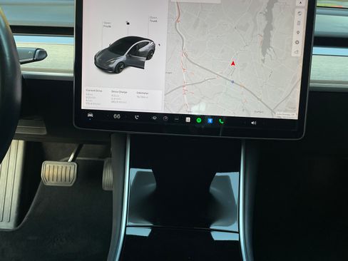 Used 2018 Tesla Model 3 Long Range image 12