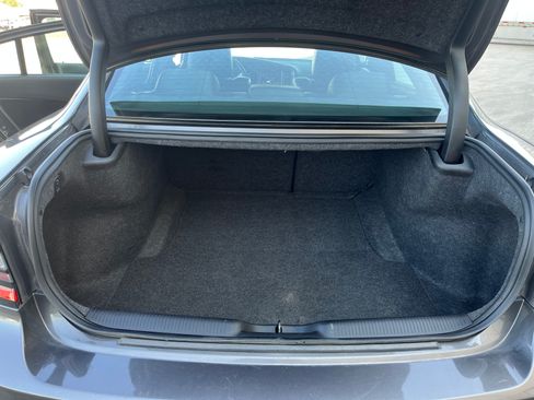 Used 2021 Dodge Charger SXT w/ Leather Interior Group image 4