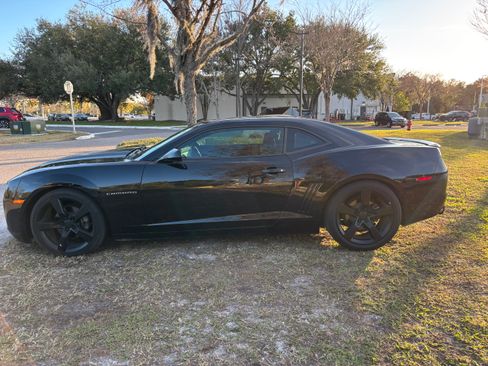 Used 2011 Chevrolet Camaro LT w/ RS Package image 5