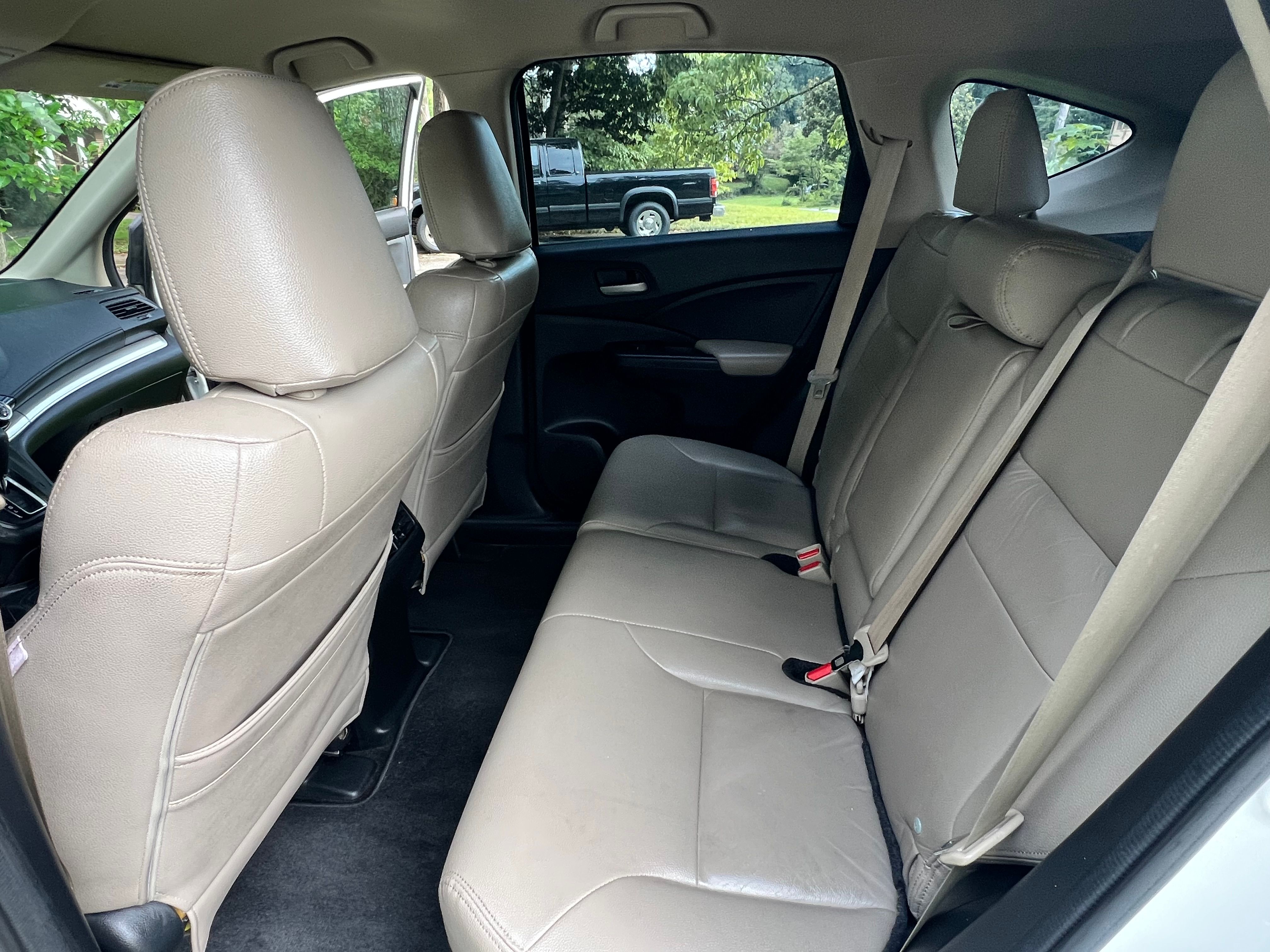 Used 2016 Honda CR-V LX image 4