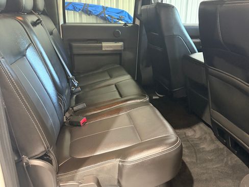Used 2014 Ford F250 Lariat w/ Lariat Interior Package AWD/4WD image 11