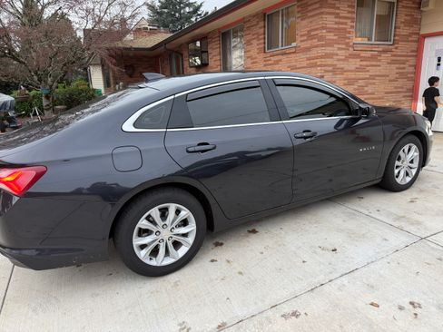 Used 2022 Chevrolet Malibu LT image 4