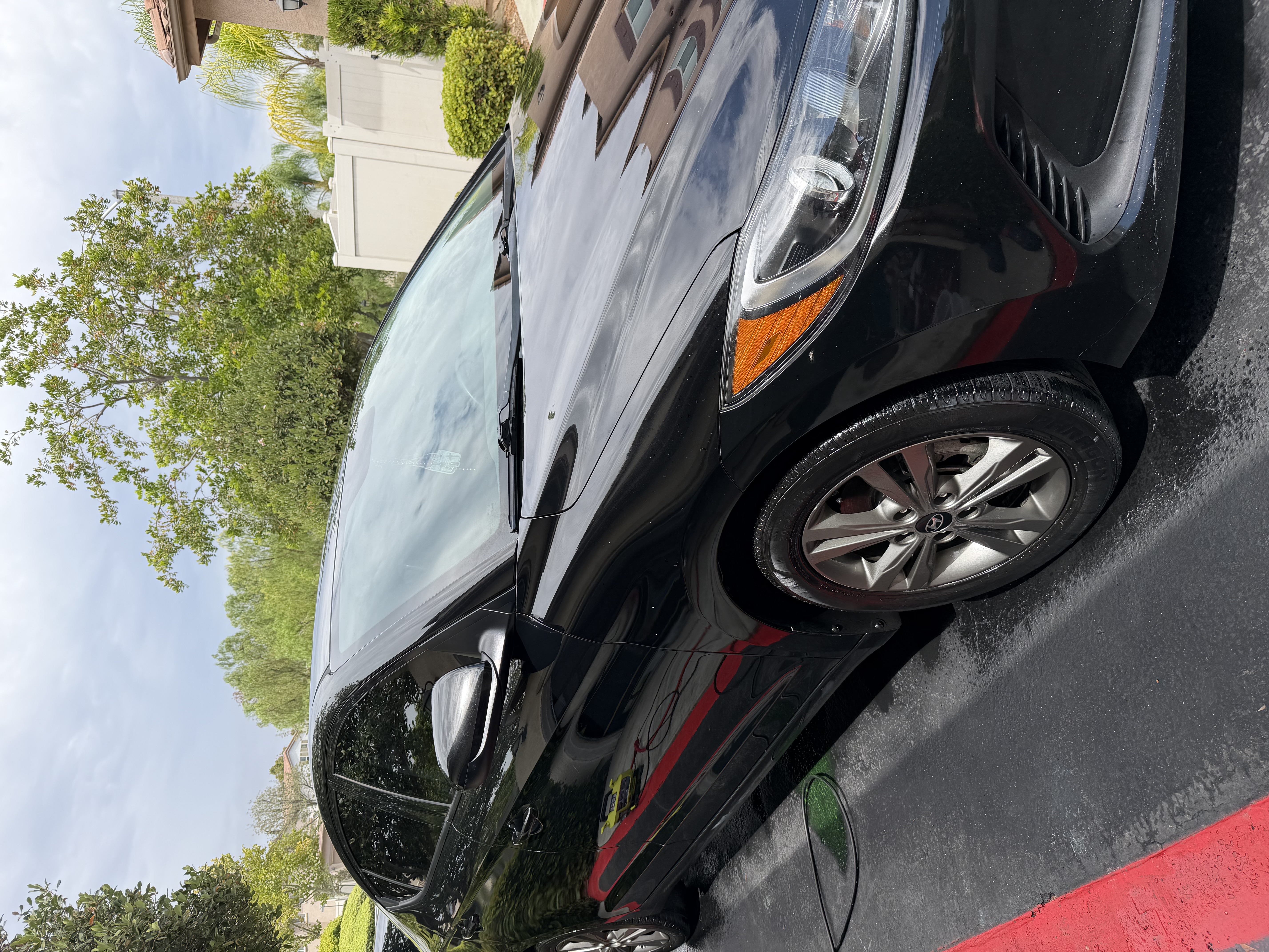 Used 2018 Hyundai Elantra SEL FWD image 2