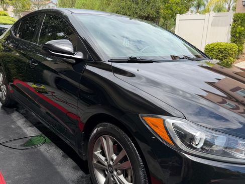 Used 2018 Hyundai Elantra SEL FWD image 2