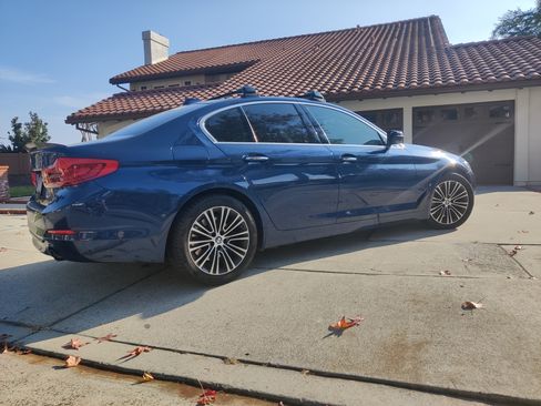 Used 2018 BMW 530e w/ Premium Package 2 image 5
