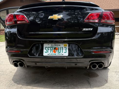 Used 2017 Chevrolet SS RWD image 8