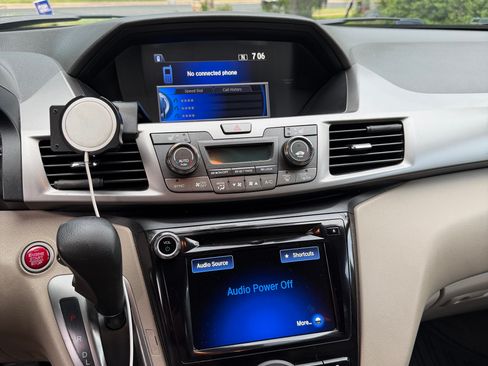 Used 2016 Honda Odyssey EX-L image 11