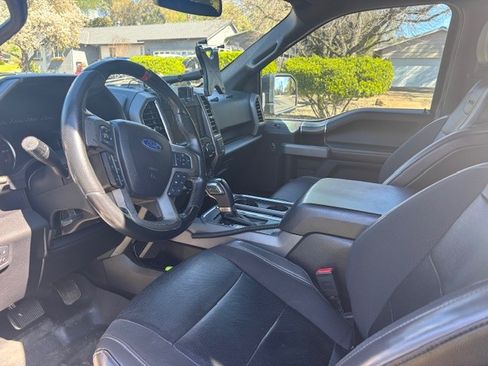 Used 2019 Ford F150 Raptor w/ Equipment Group 801A Mid image 13