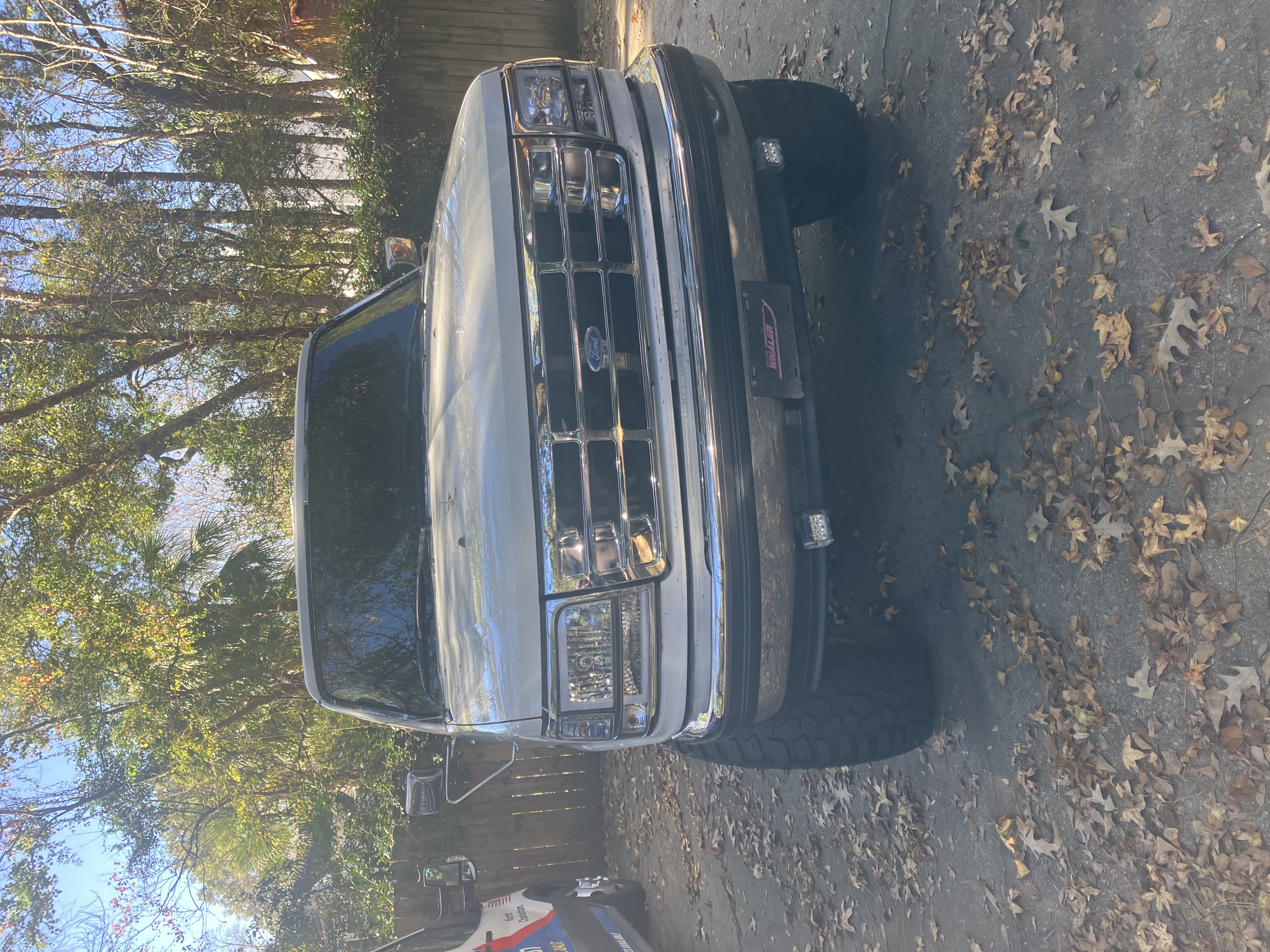 Used 1993 Ford Bronco AWD/4WD image 1