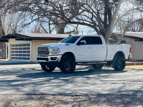 Used 2019 RAM 2500 Laramie AWD/4WD image 15