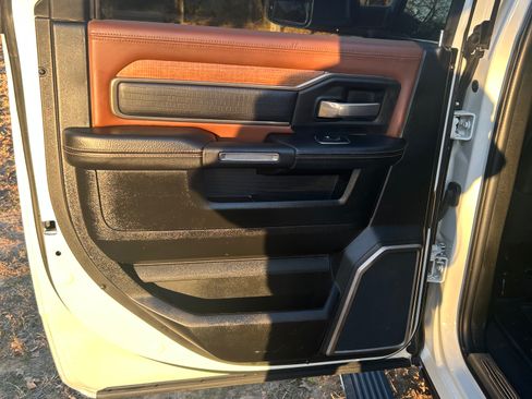 Used 2020 RAM 3500 Limited image 16