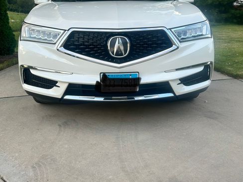Used 2017 Acura MDX w/ Technology Package AWD/4WD image 2