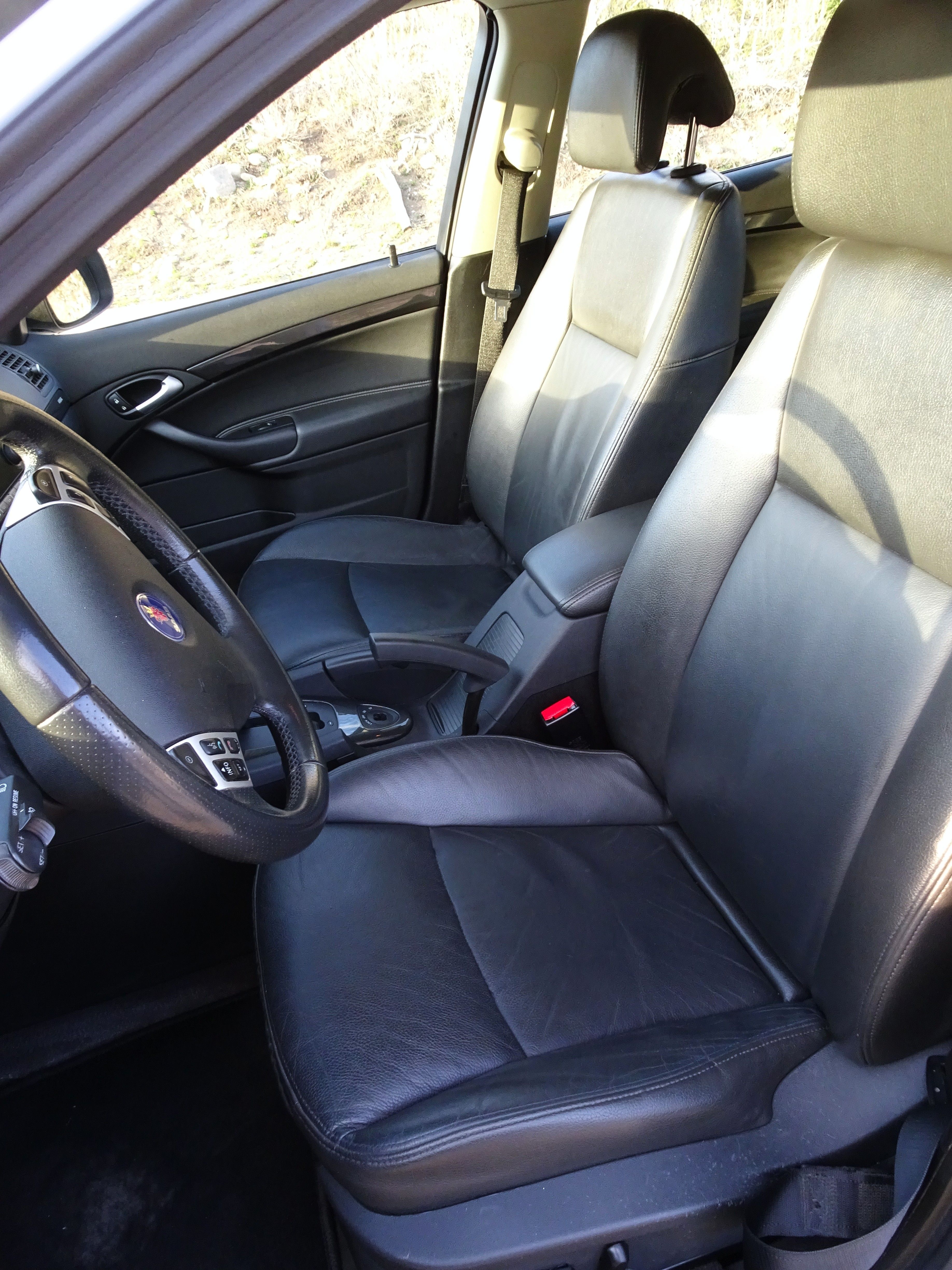 Used 2010 Saab 9-3 X w/ Comfort Package AWD/4WD image 13