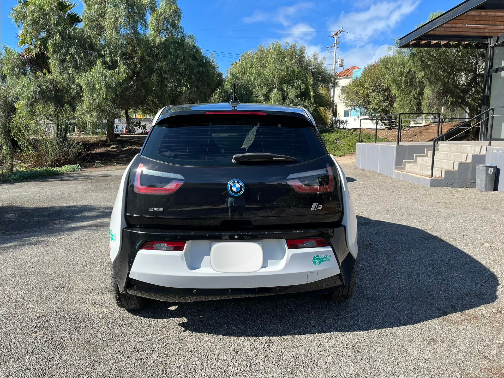 Used 2015 BMW i3 w/ Range Extender RWD image 5