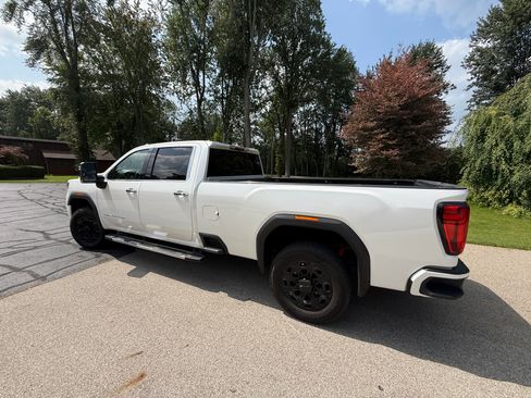 Used 2021 GMC Sierra 2500 Denali w/ Denali Ultimate Package AWD/4WD image 5