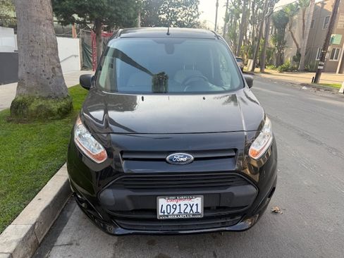 Used 2015 Ford Transit Connect XLT image 11