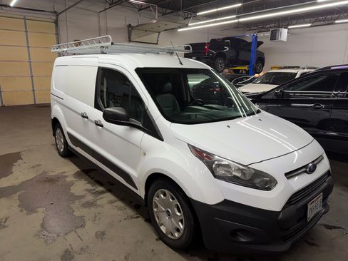 Used 2016 Ford Transit Connect XL image 6