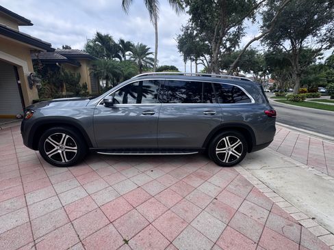 Used 2020 Mercedes-Benz GLS 450 4MATIC image 1