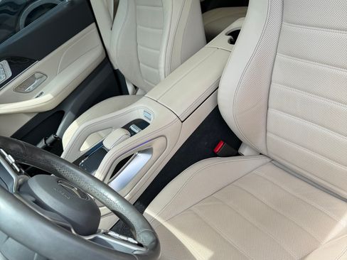 Used 2020 Mercedes-Benz GLS 450 4MATIC image 11