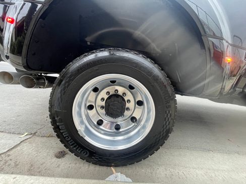 Used 2025 Ford F450 Platinum w/ Platinum Plus Package image 13