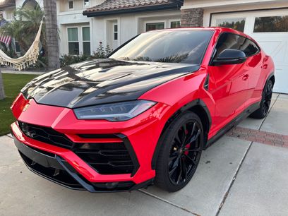 Used 2022 Lamborghini Urus