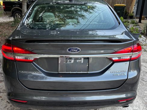 Used 2018 Ford Fusion Titanium image 10
