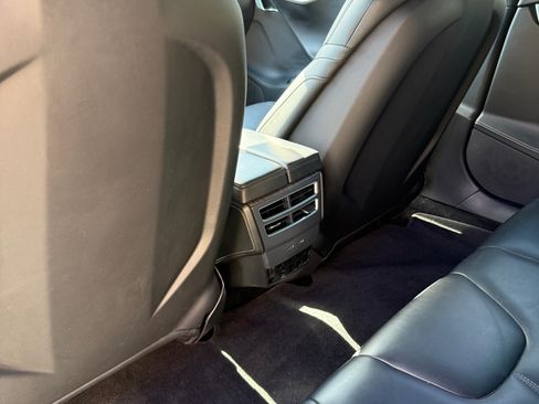 Used 2017 Tesla Model S 75 image 17