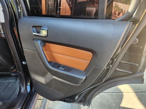 Used 2009 HUMMER H3 Luxury image 13