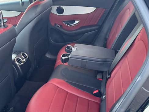 Used 2022 Mercedes-Benz GLC 300 image 6