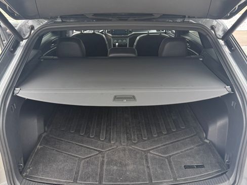 Used 2020 Volkswagen Atlas Cross Sport SEL image 9