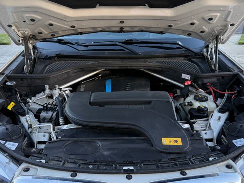 Used 2018 BMW X5 xDrive40e image 16