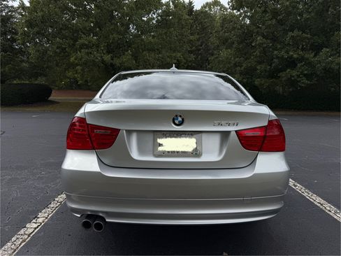 Used 2011 BMW 328i Sedan image 4