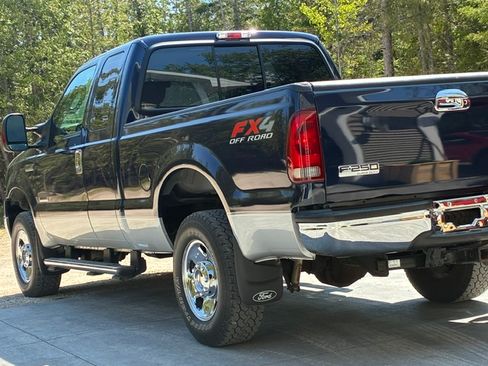Used 2006 Ford F250 XLT AWD/4WD image 5