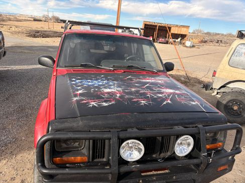 Used 2000 Jeep Cherokee Classic image 16