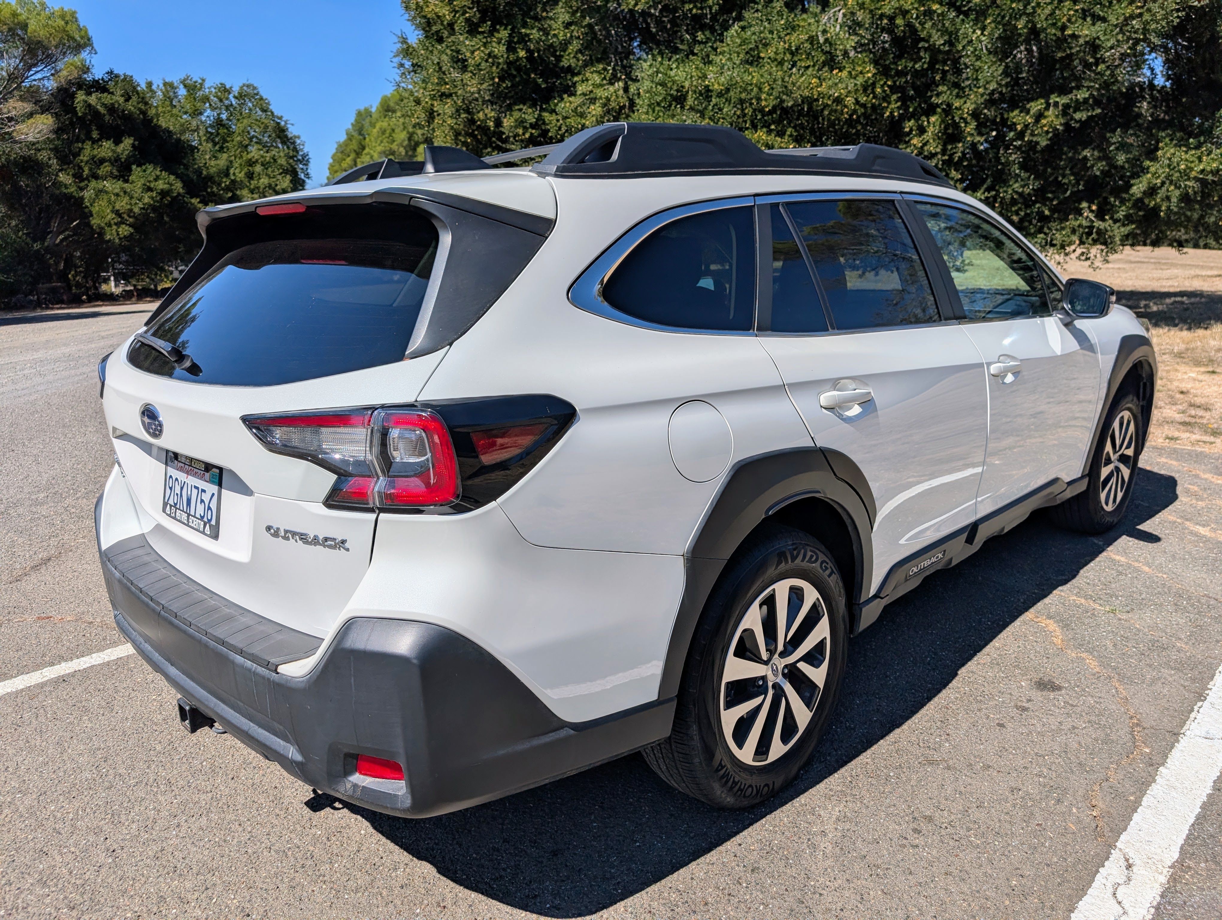 Used 2023 Subaru Outback Premium AWD/4WD image 6