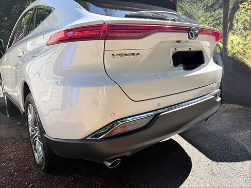 Used 2021 Toyota Venza XLE w/ Softex Package AWD/4WD image 25
