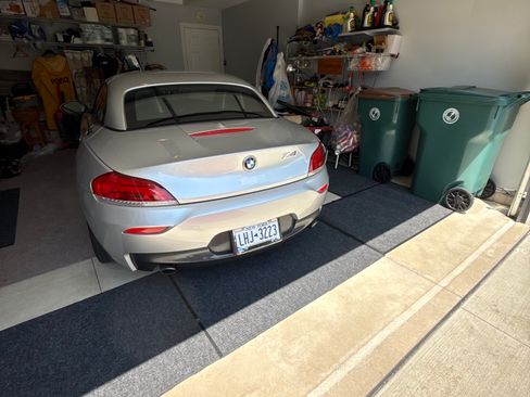 Used 2013 BMW Z4 sDrive35i RWD image 11