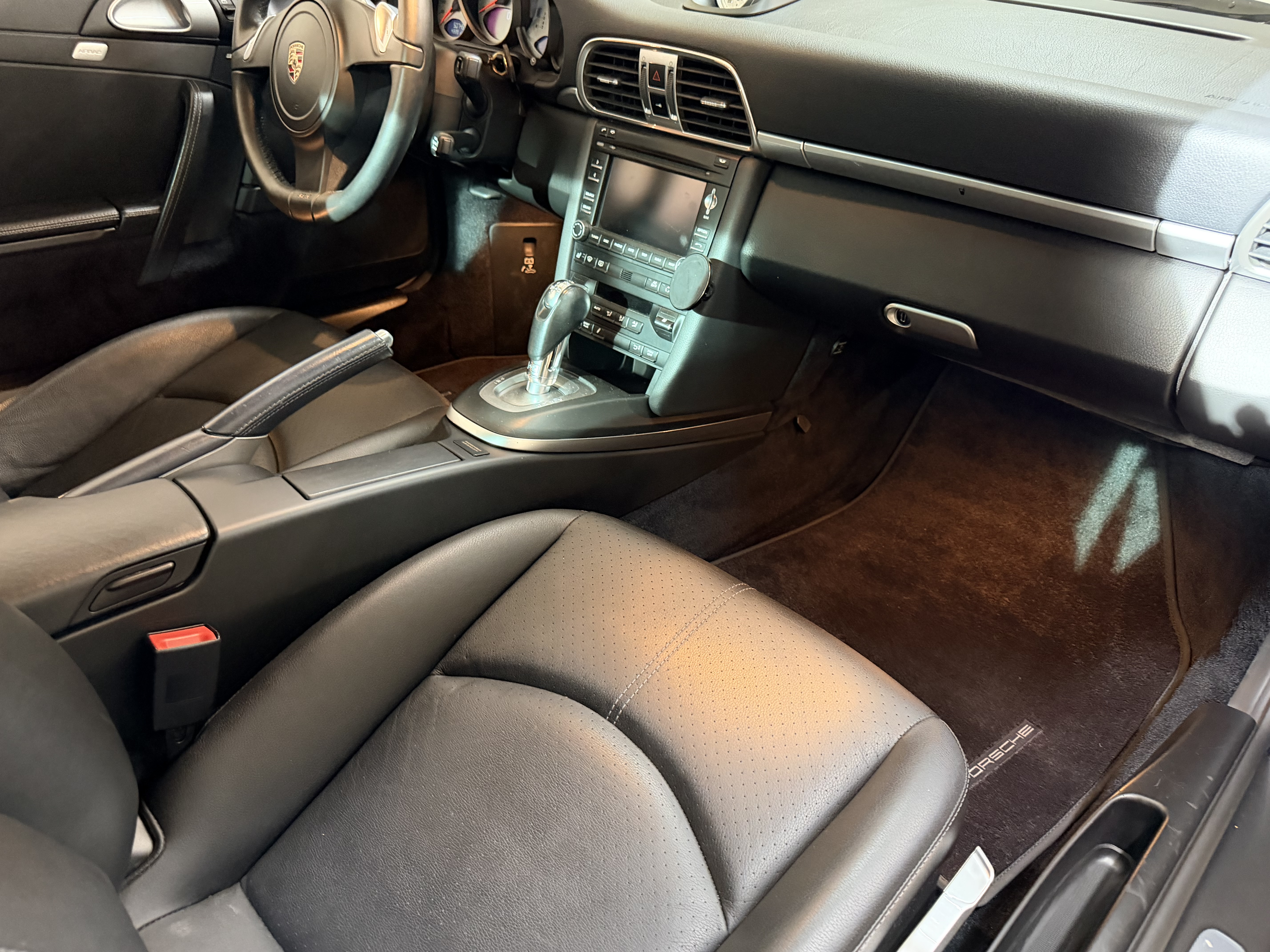 Used 2011 Porsche 911 Carrera 4S AWD/4WD image 12