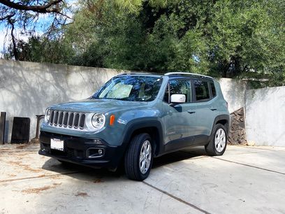 Used 2018 Jeep Renegade Limited w/ UConnect 8.4 Nav Group