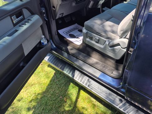 Used 2013 Ford F150 XLT w/ Mid Equipment Group RWD image 26