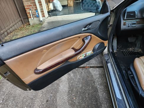 Used 2006 BMW 325Ci Convertible image 14